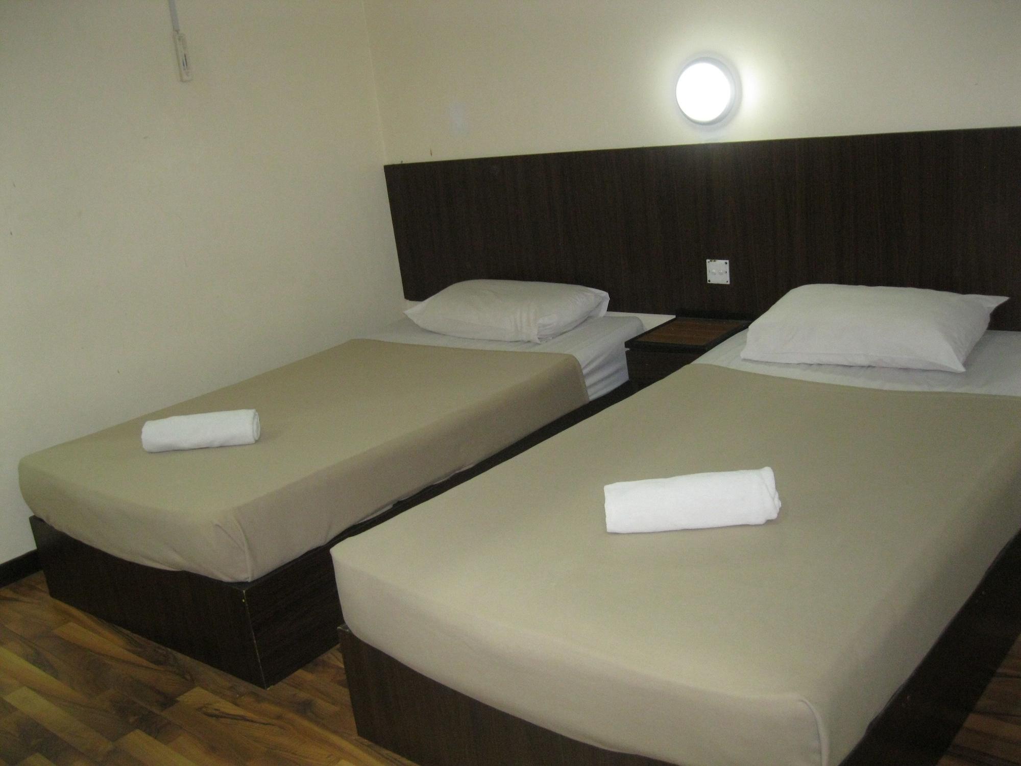 1 Baron Motel Kuah Bagian luar foto