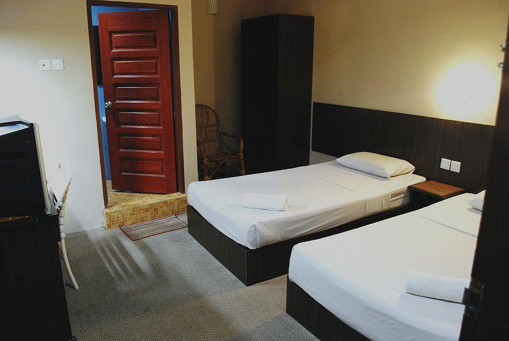 1 Baron Motel Kuah Bagian luar foto